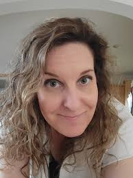 Hi guys wanted to introduce myself I'm a blackpool based vocalist that  specialises in 80's and power ballads 😁