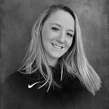 Kara Alexander's Instagram, Twitter & Facebook