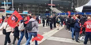 Manger au stade de france. On Va Manger Neymar Au Stade De France Les Supporters Rennais Y Croient