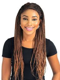 Best african hair braiding styles for black little girls 2017. Coiffure Afro Femme Avec Tresses Quelques Belles Idees Pour Celles Qui Souhaitent Porter Leurs Cheveux Au Naturel