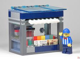 Einige lego technik modelle bekommen von uns einen umbau, so dass man sie über den sbrick fernsteuern kann. Lego Zeitungskiosk Bauanleitung Teileliste Und Review Brickzeit