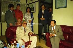 Perdana Menteri Datuk Seri Mahathir Mohamad Mengunjungi Tunku Abdul Rahman Di Kuala Lumpur Events My1foto Kuala Lumpur Perdana Menteri Lumpur