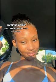 Collier Vozzola Flexing