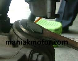 Hasil gambar untuk gambar fuller gauge,kunci pembuka tutup katup
