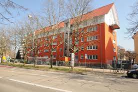 Hier findet jeder seinen platz: 2 Zimmer Wohnung Zum Verkauf Eschholzstr 5 79106 Freiburg Stuhlinger Mapio Net