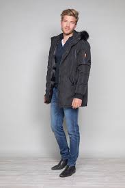 La veste de costume créera un look plus sobre dans le pur style 'business casual'. Parka A Capuche Et Fourrure Pour Homme Sharkson W19667 Deeluxe