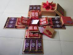 Na le lingerie você compra: 19 Melhor Ideia De Caixa De Chocolate Ideias Para Presentear O Namorado Caixinha Surpresa Para Namorado Surpresas Para Namorado