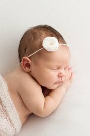 150+ Middle Names For Daisy (Pretty & Unique)