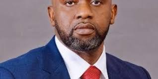 Chris Obi's Instagram, Twitter & Facebook