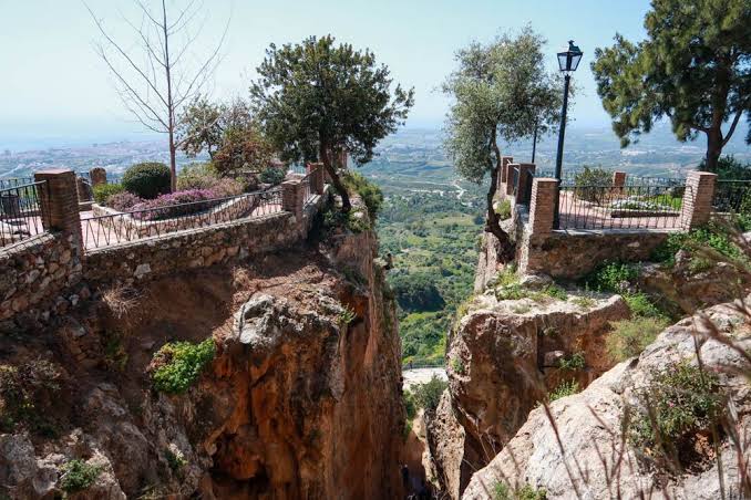 MIRADOR DEL COMPÁS 