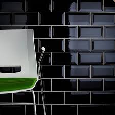 A Bevel Edge Black Brick Gloss Wall Tile By Johnson Tiles Code Bvbr3a Size 10 X 20 Cm Or 4 X 8 Inch Prefect As A Black Brick Wall Tile Bathroom Black Brick