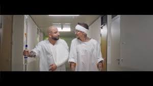 Seiler und speer ist eine österreichische band, die seit 2014 aus dem komiker und schauspieler christopher seiler und dem filmemacher bernhard speer besteht. Seiler Und Speer Principessa Offizielles Video