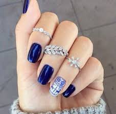 9 رسومات أظافر سهلة للمبتدأين بالصور fashion nails beautiful nail art nail art designs