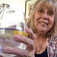 Hiya does anyone know if there's anything exciting to do with kids (aged 2  and 6) next wkn? Family visiting. Been to roath park lots, techniquest,  bay, Barry island, soft play in