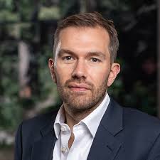 Macfarlanes advises Dobbies Garden Centres