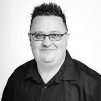 James Lavender's Instagram, Twitter & Facebook