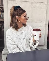 Waren kurze haare noch bis vor wenigen jahren ein symbol der männlichkeit und beim weiblichen kurzhaarfrisuren bei frauen sind auch dieses jahr im trend. 1001 Stylische Und Wunderschone Ideen Fur Frisuren Fur Kurze Haare