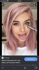 Hallo! Ich hätte gerne so eine Haarfarbe 😍 Meine naturfarbe ist aschblond…  etwas länger als schulterlang. Weiß jemand, wer sowas macht und wie viel  sowas so ungefähr kosten würde?