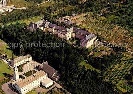Boasting a terrace, haus gies features accommodation in wasserburg with free wifi and mountain views. Ak Ansichtskarte Vallendar Theologische Hochschule Der Pallottiner Bildungsstaette Haus Wasserburg Fliegeraufnahme Kat Vallendar Nr Kc31628 O