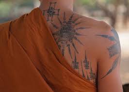 Ce tatouage mandala femme ou ce . 1001 Idees Tatouage Symbole Bouddhiste Empreint De Sagesse