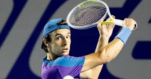 Lorenzo musetti (born 3 march 2002) is an italian tennis player. Musetti Becomes Youngest Male In World S Atp Top 100