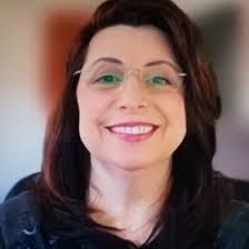 Christina Baysinger's Instagram, Twitter & Facebook