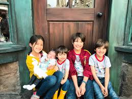 The series includes 8 books which tell the story of a magical world. Best Age For Harry Potter Books Our Family S Experience Local Passport Family