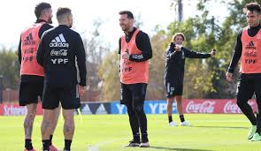 Artículos, fotos, videos, análisis y opinión sobre archivo de noticias en barranquilla, la región caribe, colombia y el mundo sobre selección. La Albiceleste Se Prepara Para El Debut Diario Hoy En La Noticia