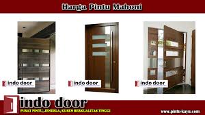 Kayu mahoni juga sangat cocok untuk anda gunakan sebagai pintu, pasalnya kayu mahoni memang sudah terkenal sejak dahulu dengan keawetan nya yang bagus dan juga cocok untuk berbagai bahan untuk perabot rumah anda. Harga Pintu Mahoni Pintu Minimalis Terbaru Contoh Pintu Rumah