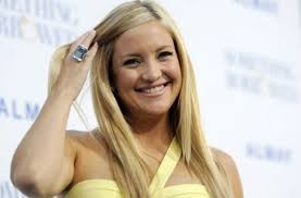 Actress kate hudson gets personal with cnbc make it about growing up, becoming an kate hudson on privilege, misconceptions and being a hollywood entrepreneur: Das Jungste Beispiel Kreativer Hollywood Eltern Ist Der Gerade Mal Eine Woche Alte Sohn Von Schauspielerin