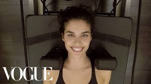 Sara sampaio's outfits were worn at the haute couture week in paris. Victoria S Secret Model Sara Sampaio S Easy Bombshell Makeup Look Beauty Secrets Vogue Youtube