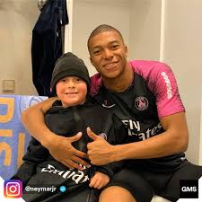 Неймар (neymar) футбол нападающий бразилия 05.02.1992. Givemesport Neymar Jr My Son And His New Idol Facebook