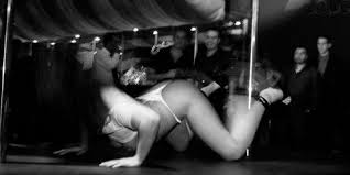 Lapdance Lapdancer Reveals Stripping Secrets