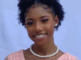 Nu Gamma Omega introduces debutantes to be presented in 2022