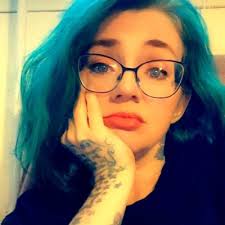 Shatavia Smith (@sstweet87)