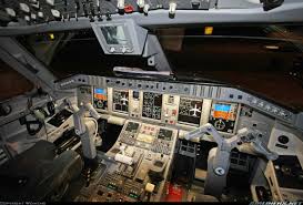 Embraer Erj 190 100lr 190lr Aircraft Picture Aviation Aircraft Pictures Airline Interiors