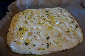 Beste Foccacia Rezept Nach Jamie Oliver Mit Rosmarin Und Olivenoel Foccacia Rezept Rezepte Und Essen Und Trinken Rezepte