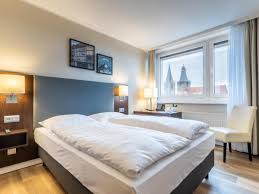 The park inn by radisson hotel weimar is a perfect base from which to explore the city of weimar and the surrounding area. 2201 Echte Hotelbewertungen Fur Radisson Blu Hotel Erfurt Booking Com