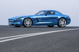 Mercedes Benz Sls Amg Electric Drive This Sports Car Has 4 Engines That Propell It To 250km H The Fastest Ev Product Mercedes Sls Elektrische Auto S Mercedes