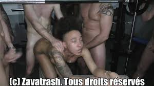 Linsatiable BabyTrash is Back | Son premier Gang-Bang dans un lieu  atypique très sportif. | ZavaTrash Officiel