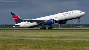 It is the world's largest twinjet. Boeing 777 200er By Delta Air Lines Ams N865da 34712 Spottair Com Photoblog On Airplanes By Piotr Kozmin