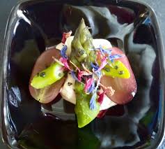 Amuse Gueule Lxxvii Creme Gruner Spargel Rote Traube Schwarzes Hawaii Lava Salz Gelber Amazonas Chili Blaue Bergbluten Bergamotte Rezept Gruner Spargel Kulinarisch Rezepte