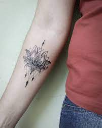 Lotus flower tattoos have come to stand for calm, composed peacefulness and serenity. Super Pretty Lotus Tattoo Design Ideas For New Year 2019 Page 4 Of 38 Tattofit Com Best Tattoo Blog Lotus Tattoo Design Lotus Tattoo Wrist Wrist Tattoos For Women