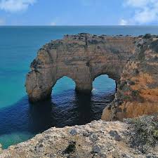 Wir verraten dir unsere top highlights, srände und orte, welche du dieses kleine portugiesische dorf óbidos ist sicherlich eine der top sehenswürdigkeiten in portugal. Top 10 Highlights Der Algarve Regionale Hohepunkte Sowie Die Besten Sehenswurdigkeiten Und Aktivitaten