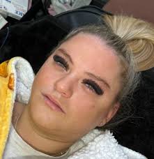 My Christmas diary is almost closed! If you haven't already confirmed your  appointment use this as your reminder 🎄