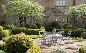 Bunny Guinness S Garden In Spring In Pictures Garden Landscape Design Garden Seating Garden Design