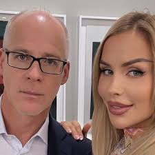 Unternehmer Georg Stumpf besucht Kunstmesse Art Basel