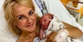 Srpna 1939 v brně do katolické rodiny. Eva Pilarova V Brne Pohrbena Nebude Ulozi Ji Vedle Gotta Vime Co Stoji Za Tak Zasadnim Obratem Celebrity Instory Cz