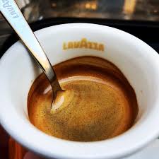 Pin By W W On Kaffee Ins Haus Und Unterwegs Lavazza Coffee Lavazza Coffee Addict