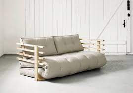 Snooze Ist Ein Edles Designsofa Mit Einem Japanisch Anmutenden Rahmen Aus Edlem Pinienholzund Und Einer Weichen Sit Futon Living Room Sofa Bed Furniture Futon